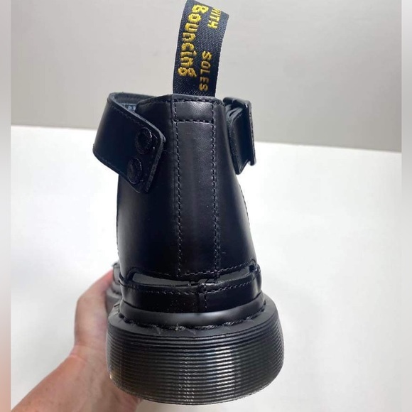 Dr.Martens Women’s Clarissa II Leather Sandals - Picture 9 of 14